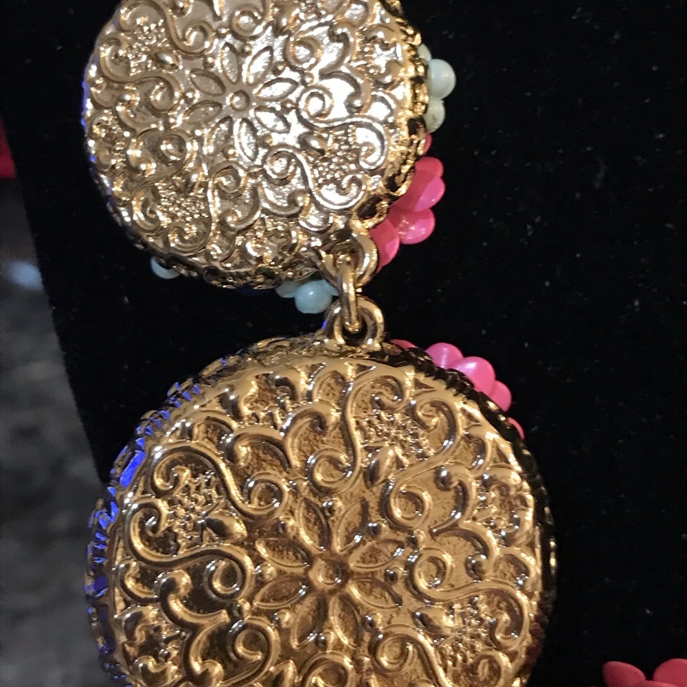 Stunning Talbots Floral Flower Statement Necklace - image 5